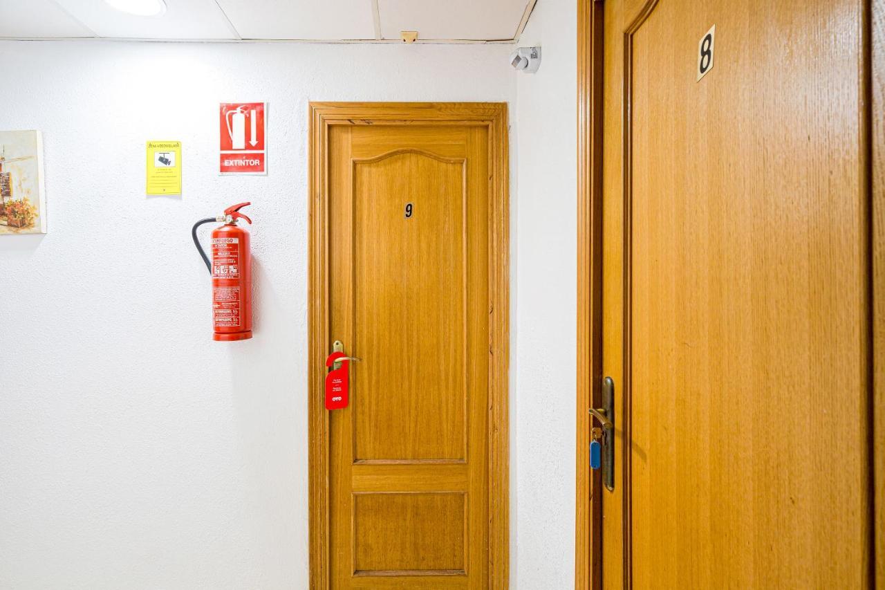 Pension Ayuntamiento Alicante Buitenkant foto