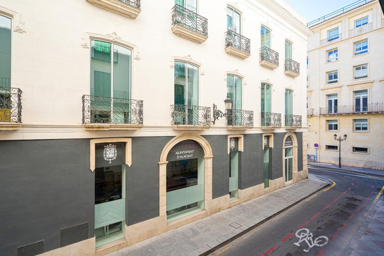Pension Ayuntamiento Alicante Buitenkant foto