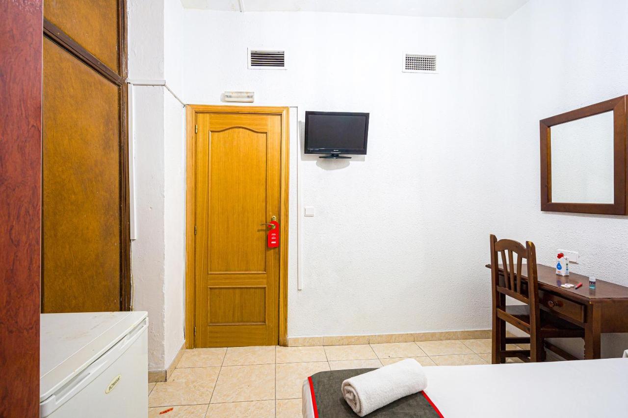 Pension Ayuntamiento Alicante Buitenkant foto